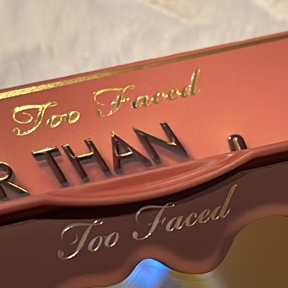 NWT Better Than Chocolate Cocoa-Infused Eye Shadow Palette by Too Faced - Picture 16 of 16